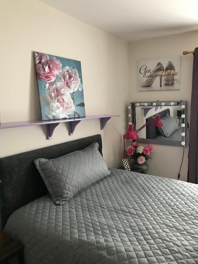 The Glam Cave Apartment Bushbury Luaran gambar
